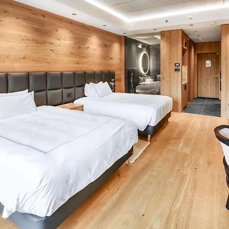 Swissotel Damian Jasna 酒店