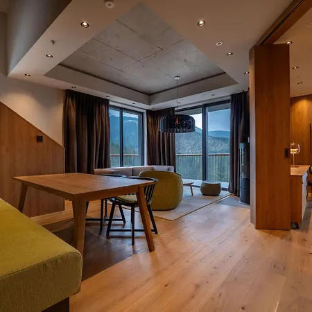 Swissotel Damian Jasna Hotel 5*