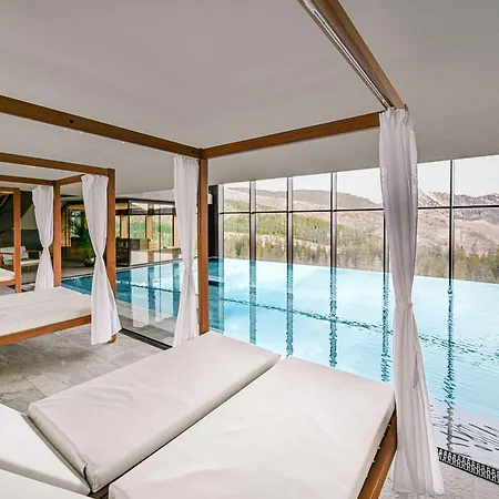 Swissotel Damian Jasna ホテル 5*