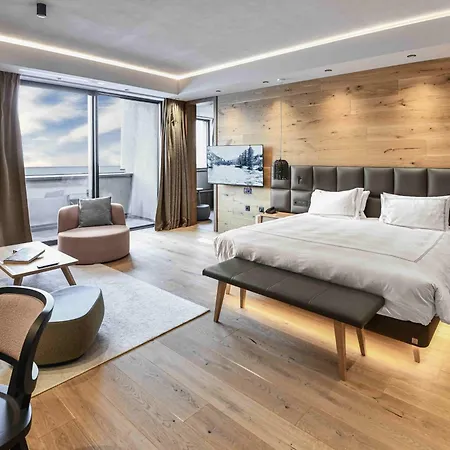 Swissotel Damian Jasna 호텔 5*