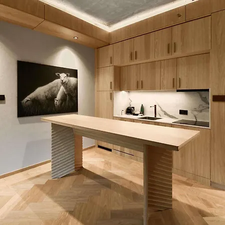 Swissotel Damian Jasna מלון 5*