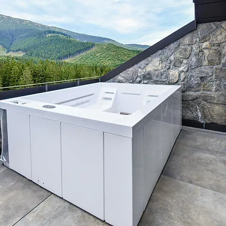 Swissotel Damian Jasna 5*