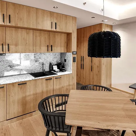 מלון Swissotel Damian Jasna 5*