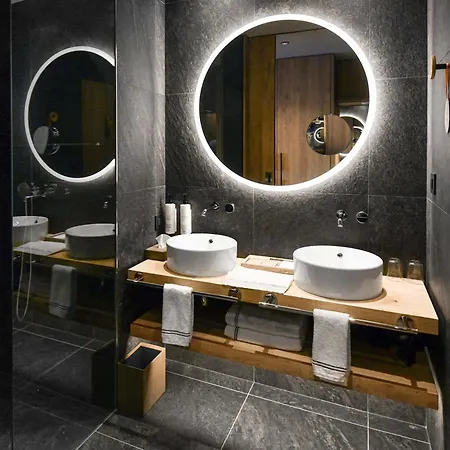 Swissotel Damian Jasna 5*