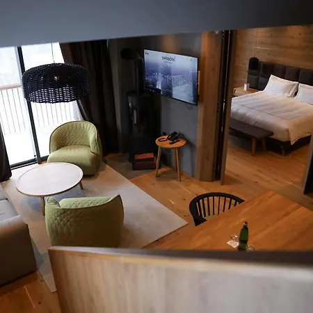 Swissotel Damian Jasna ホテル 5*