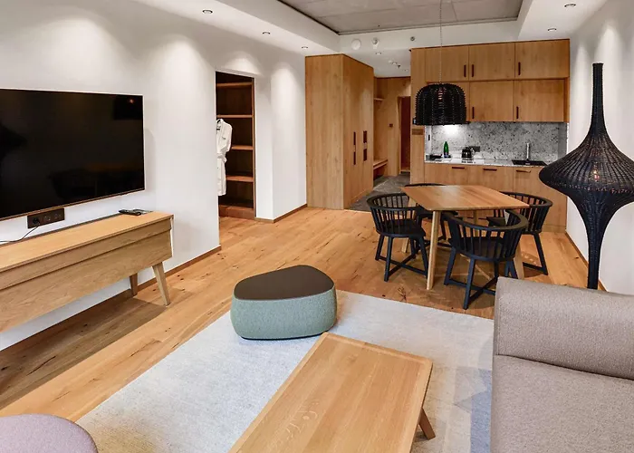 Swissotel Damian Jasna Ξενοδοχείο 5*