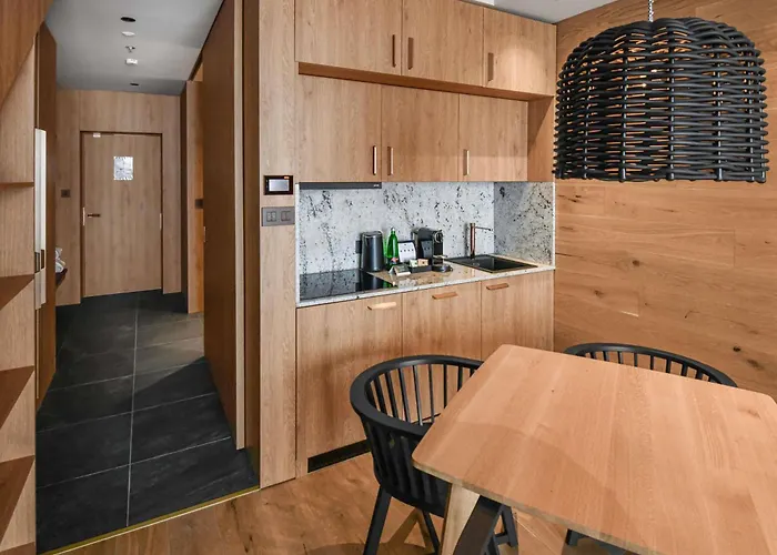 Swissotel Damian Jasna